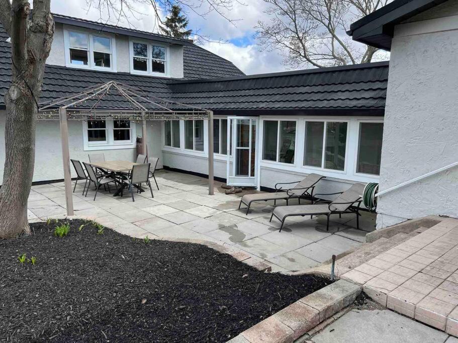 Beach House In Niagara Wainfleet Εξωτερικό φωτογραφία